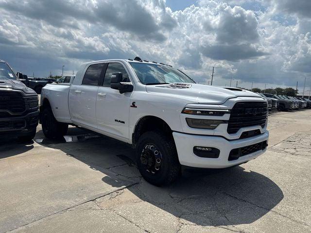 2026 RAM Ram 3500 RAM 3500 LARAMIE MEGA CAB 4X4 64 BOX