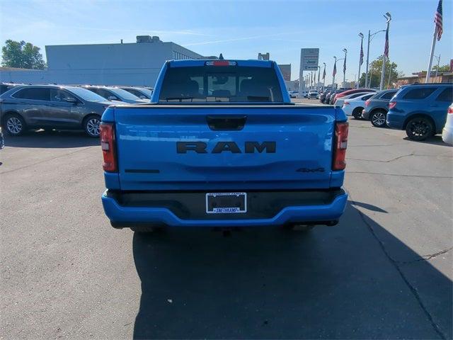 2025 Ram 1500 Big Horn Crew Cab 4x4 5'7" Box