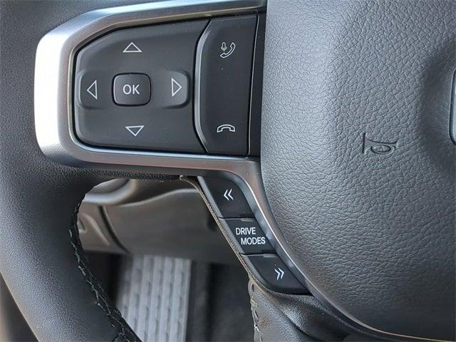 2025 Ram 1500 Big Horn Crew Cab 4x4 5'7" Box