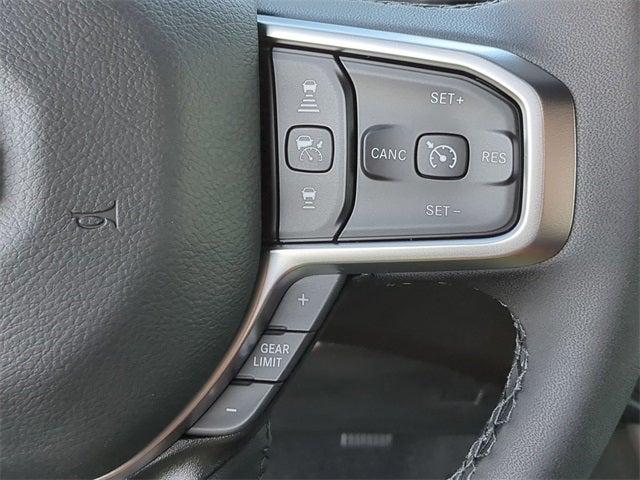 2025 Ram 1500 Big Horn Crew Cab 4x4 5'7" Box