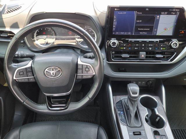 2022 Toyota Highlander Platinum