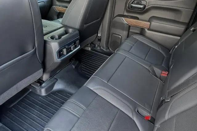 2022 Chevrolet Silverado 1500 4WD Crew Cab Short Bed High Country