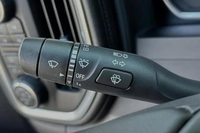 2022 Chevrolet Silverado 1500 4WD Crew Cab Short Bed High Country