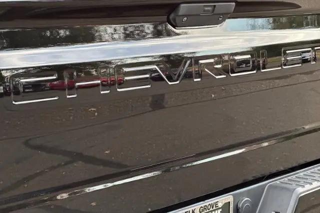 2022 Chevrolet Silverado 1500 4WD Crew Cab Short Bed High Country