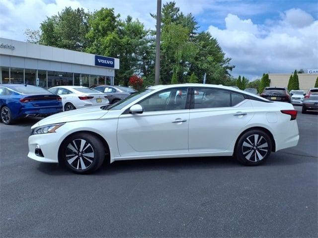 2021 Nissan Altima SL FWD