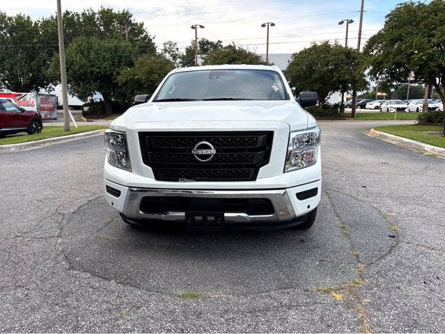 2024 Nissan TITAN Crew Cab SV 4x2