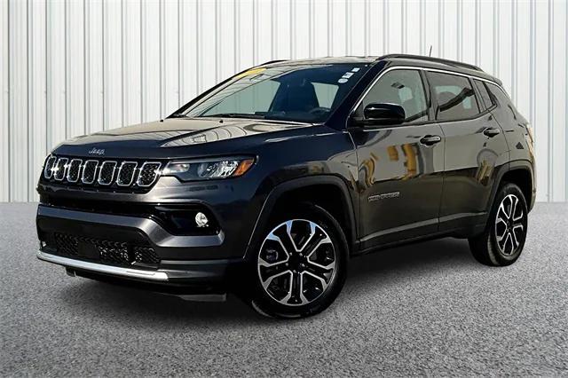 2023 Jeep Compass Limited 4x4 2023 Jeep Compass Limited 4x4