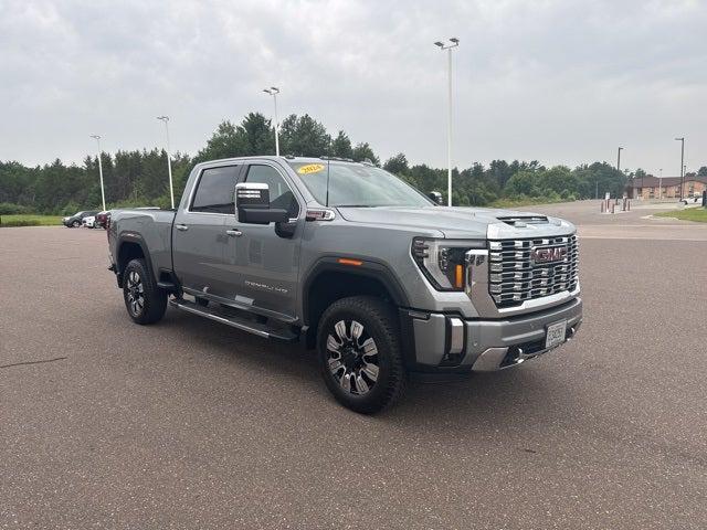 2024 GMC Sierra 3500HD 4WD Crew Cab Standard Bed Denali