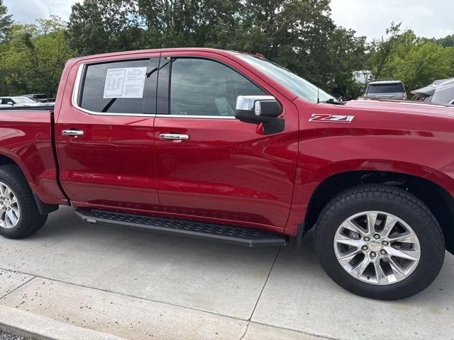 2021 Chevrolet Silverado 1500 4WD Crew Cab Short Bed LTZ