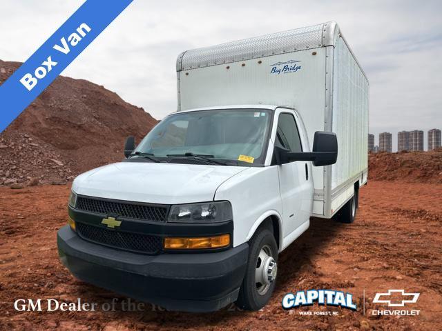 2019 Chevrolet Express Cutaway 4500 4500 Van