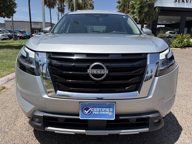 2022 Nissan Pathfinder SL 2WD