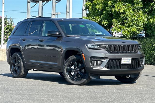 2025 Jeep Grand Cherokee GRAND CHEROKEE ALTITUDE X 4X4 2025 Jeep Grand Cherokee GRAND CHEROKEE ALTITUDE X 4X4
