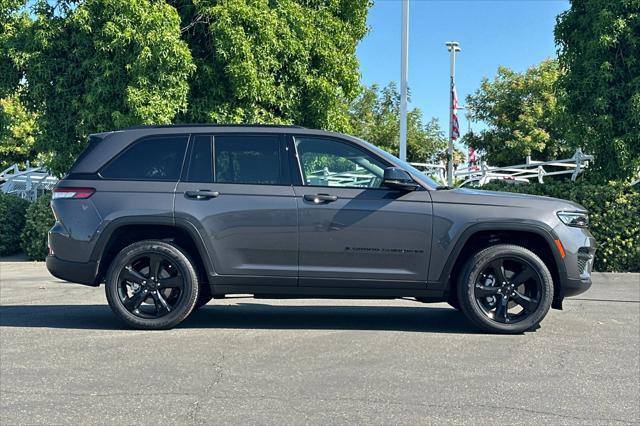 2025 Jeep Grand Cherokee GRAND CHEROKEE ALTITUDE X 4X4 2025 Jeep Grand Cherokee GRAND CHEROKEE ALTITUDE X 4X4