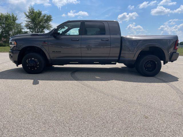 2022 RAM 3500 Laramie Mega Cab 4x4 64 Box