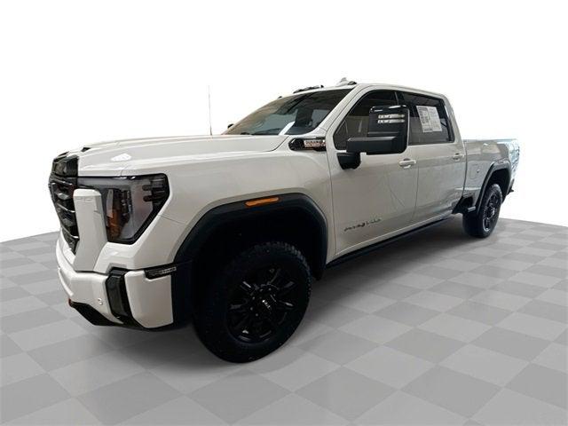 2024 GMC Sierra 2500HD 4WD Crew Cab Standard Bed AT4