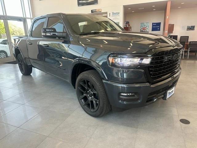 2025 RAM Ram 1500 RAM 1500 LARAMIE CREW CAB 4X4 64 BOX