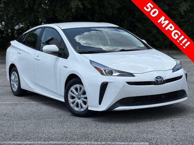 2022 Toyota Prius LE