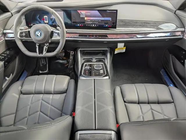 2026 BMW 7 Series 750e xDrive