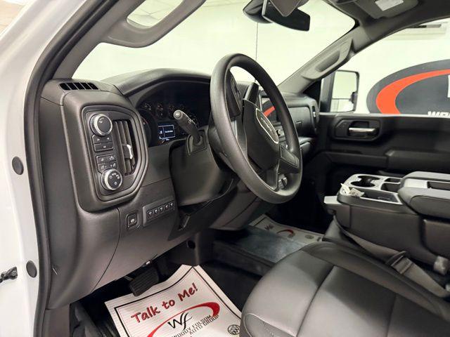 2025 GMC Sierra 3500HD Pro
