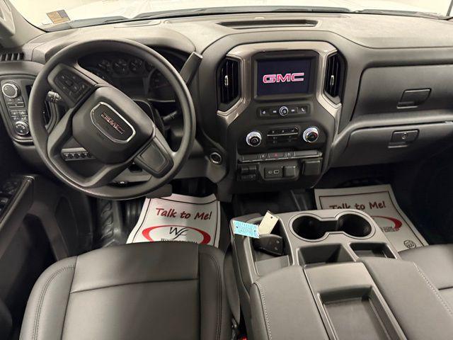 2025 GMC Sierra 3500HD Pro