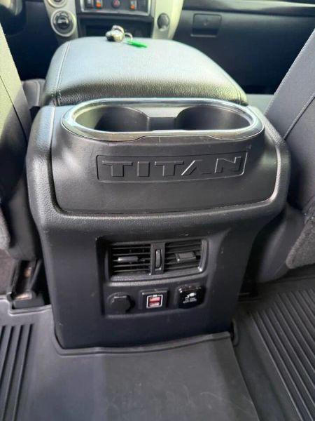 2018 Nissan Titan SV