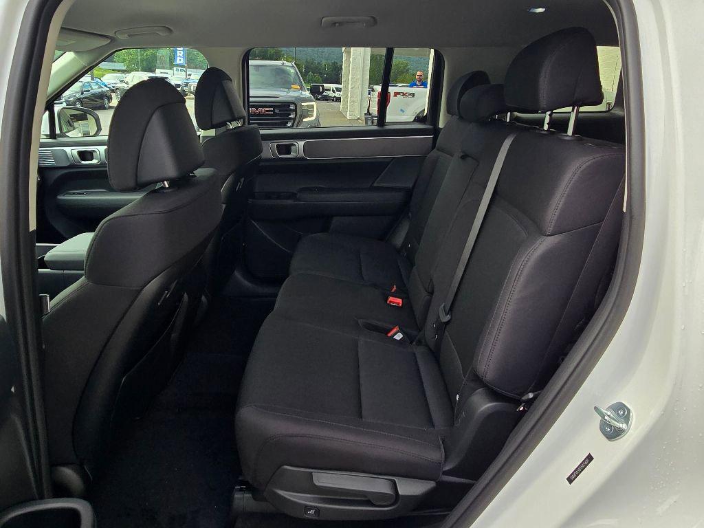 2026 Hyundai Santa Fe SE - Photo 10