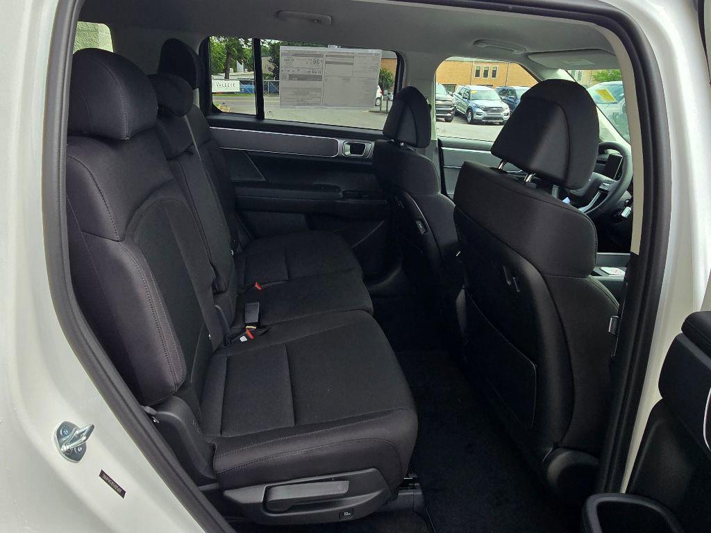 2026 Hyundai Santa Fe SE - Photo 11