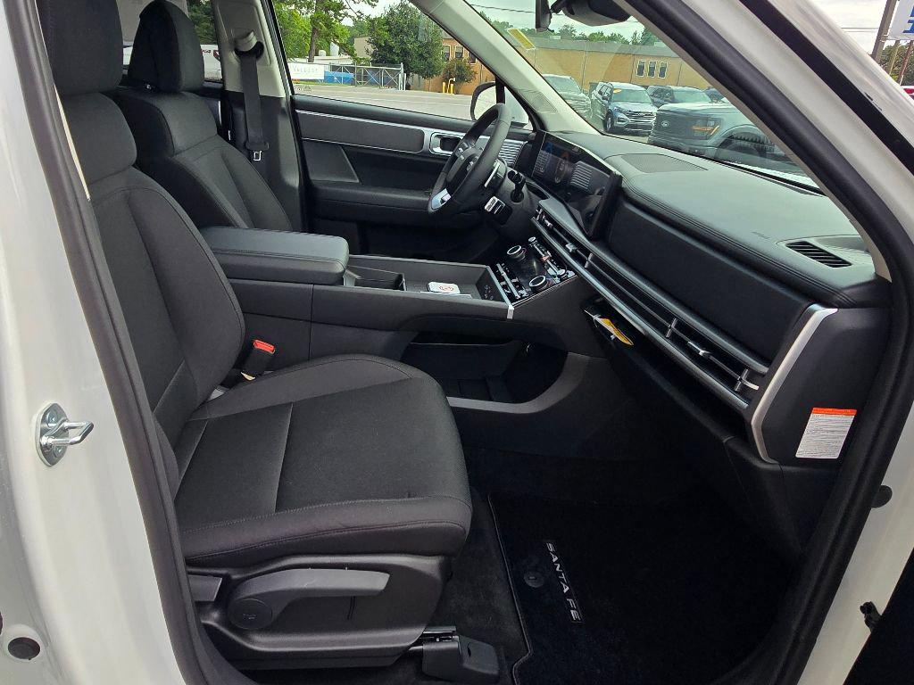 2026 Hyundai Santa Fe SE - Photo 12