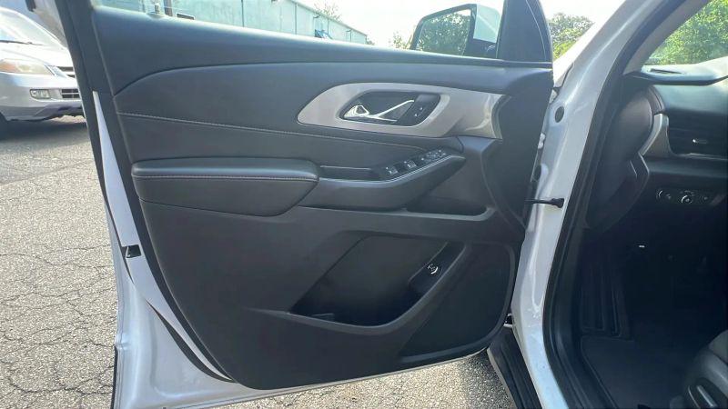 2020 Chevrolet Traverse AWD LT Cloth