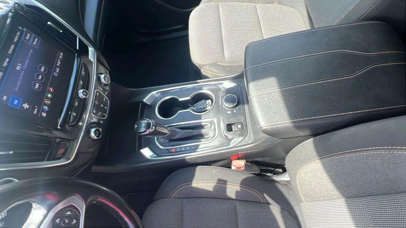 2020 Chevrolet Traverse AWD LT Cloth