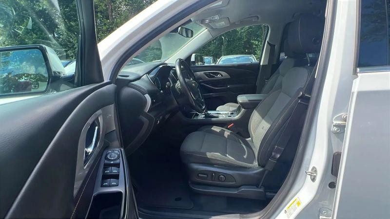 2020 Chevrolet Traverse AWD LT Cloth