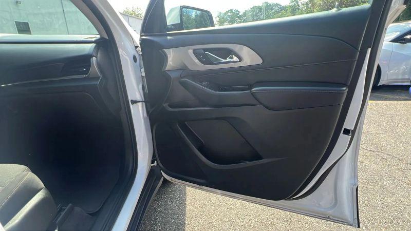 2020 Chevrolet Traverse AWD LT Cloth