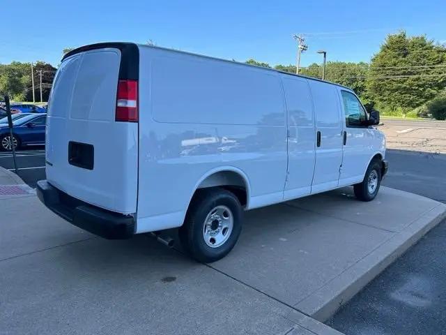 2025 Chevrolet Express Cargo Van RWD 3500 Extended Wheelbase WT