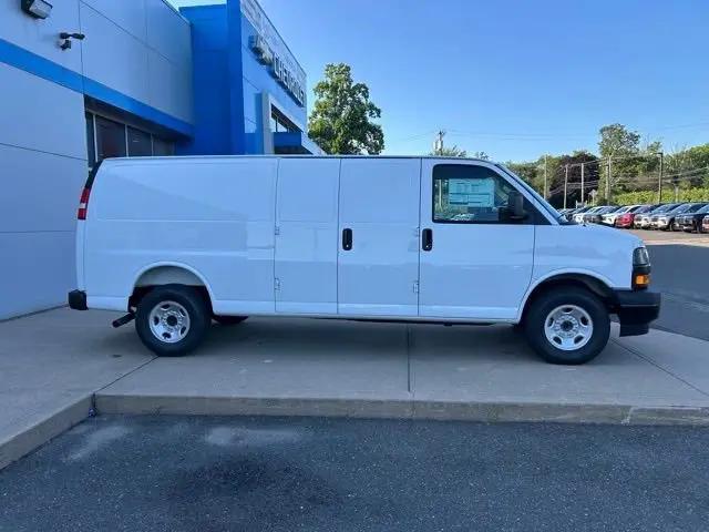 2025 Chevrolet Express Cargo Van RWD 3500 Extended Wheelbase WT