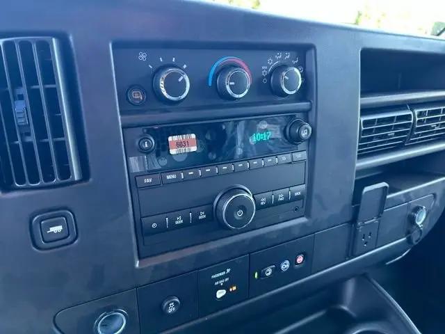 2025 Chevrolet Express Cargo Van RWD 3500 Extended Wheelbase WT