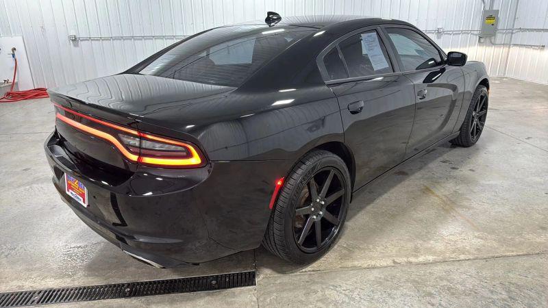 2016 Dodge Charger SXT