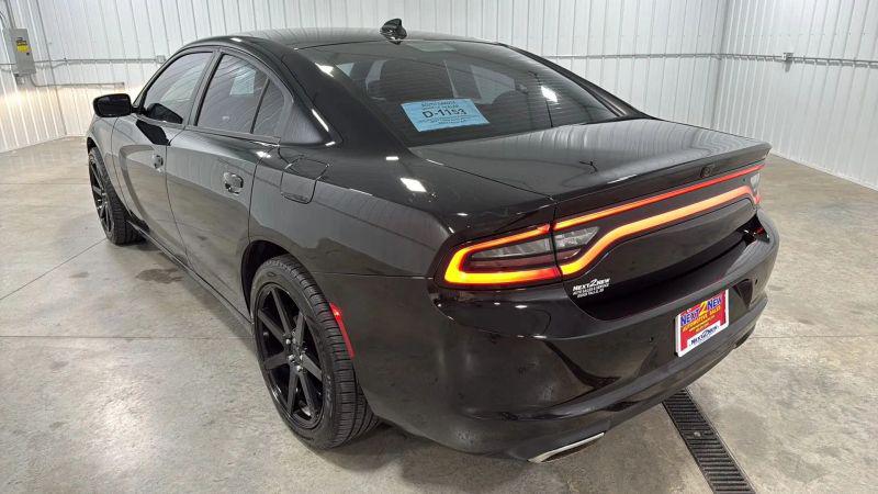 2016 Dodge Charger SXT