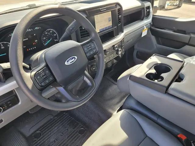 2025 Ford 600 XL
