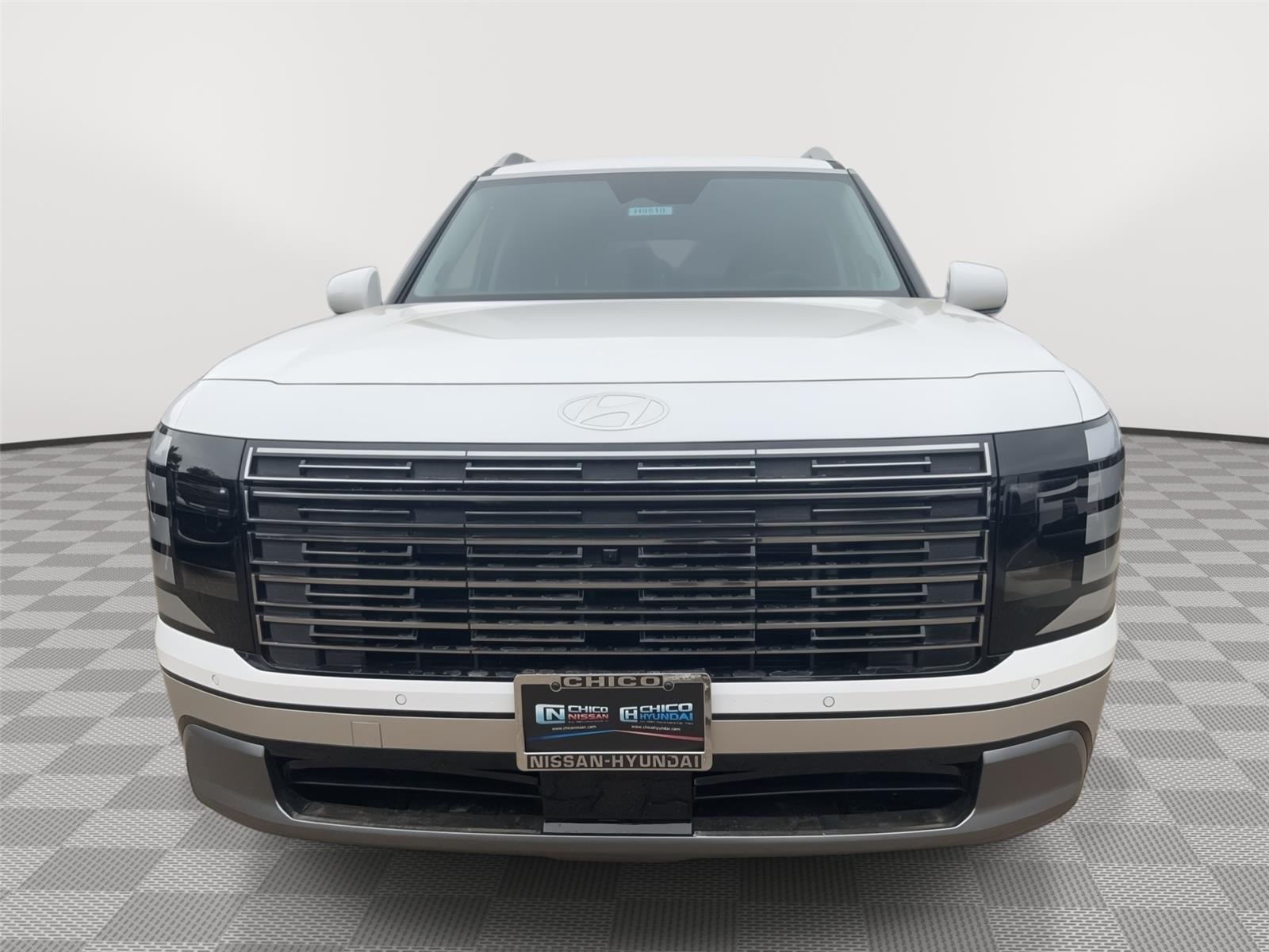 2026 Hyundai Palisade Limited - Photo 2