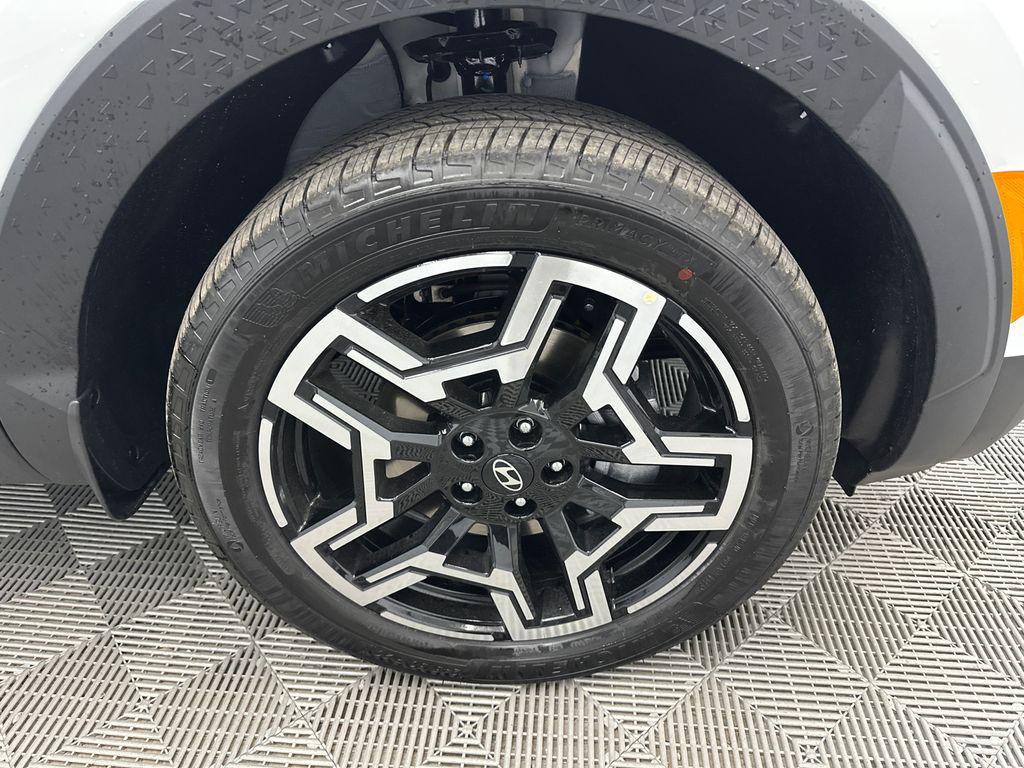 2026 Hyundai Santa Cruz Limited - Photo 14