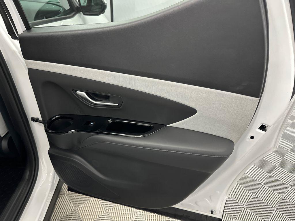 2026 Hyundai Santa Cruz Limited - Photo 18