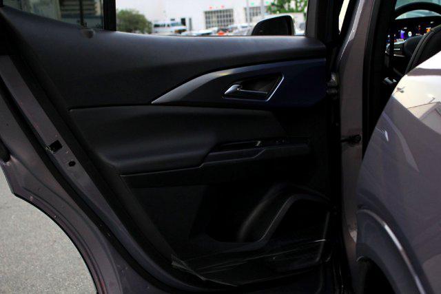 2025 Chevrolet Equinox LT 2
