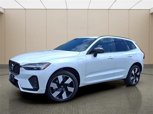 2025 Volvo XC60 Plug-In Hybrid T8 Plus