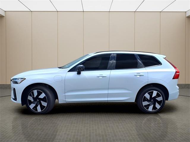 2025 Volvo XC60 Plug-In Hybrid T8 Plus