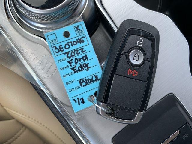2022 Ford Edge SEL