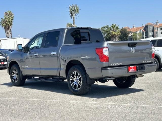 2021 Nissan TITAN Crew Cab SV 4x4
