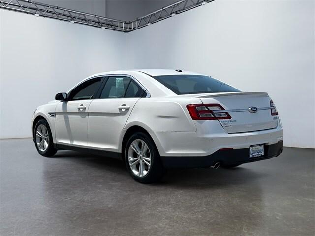 2018 Ford Taurus SEL