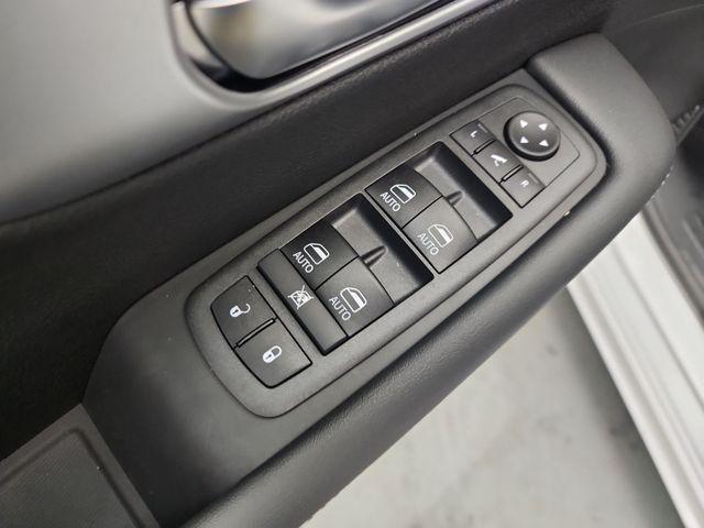 2026 Chrysler Pacifica Limited AWD