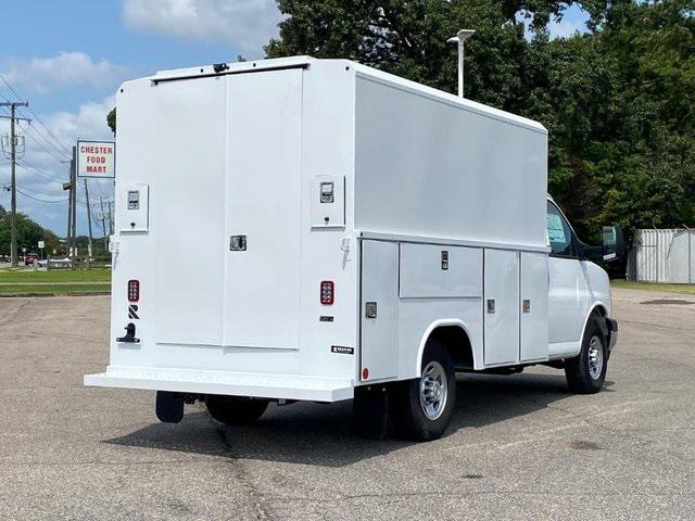 2025 Chevrolet Express Cutaway Work Van