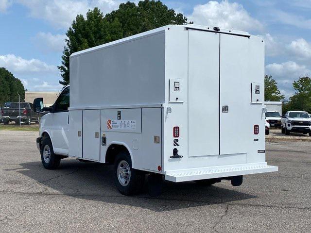 2025 Chevrolet Express Cutaway Work Van